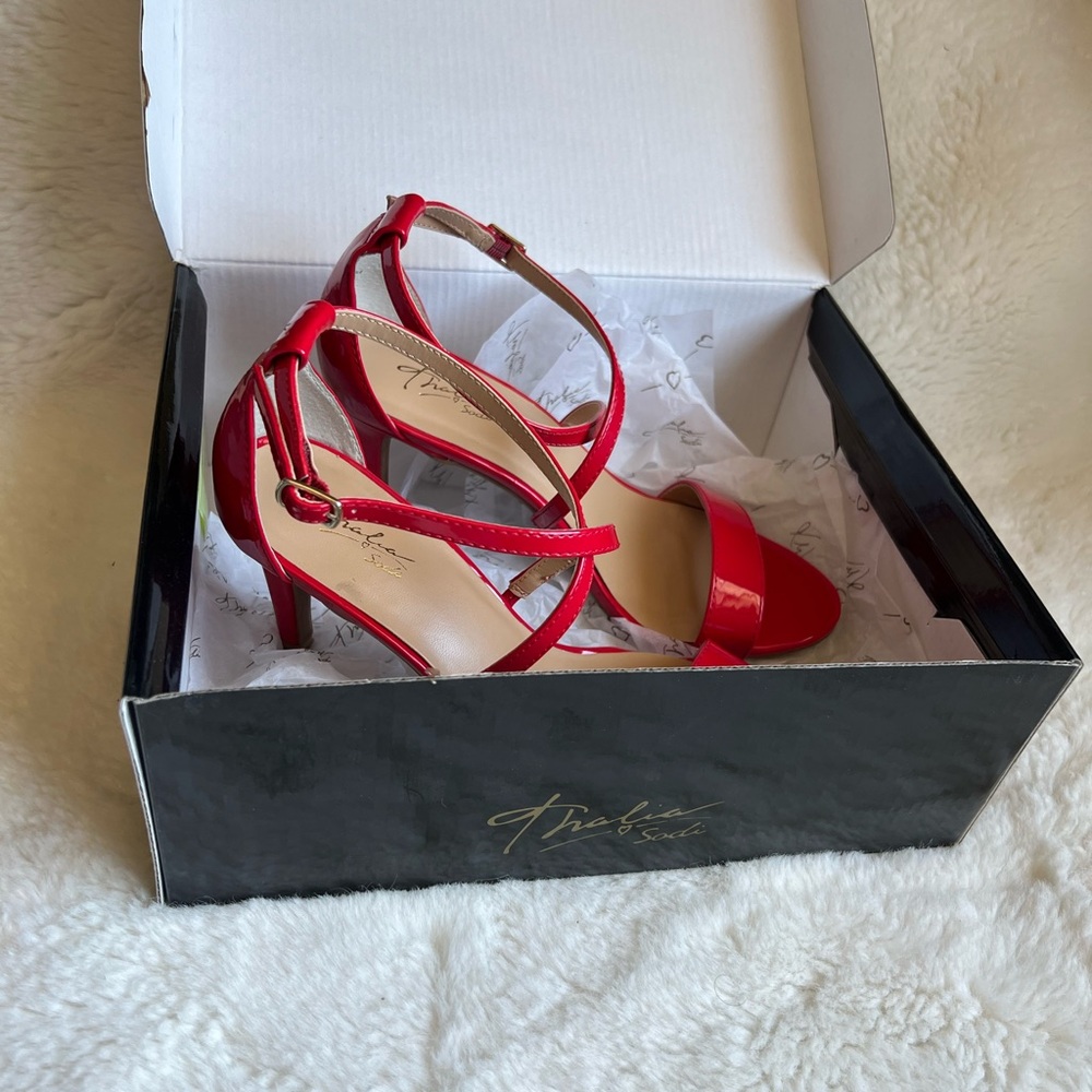 Thalía Sodi, Strappy Sandals for women’s